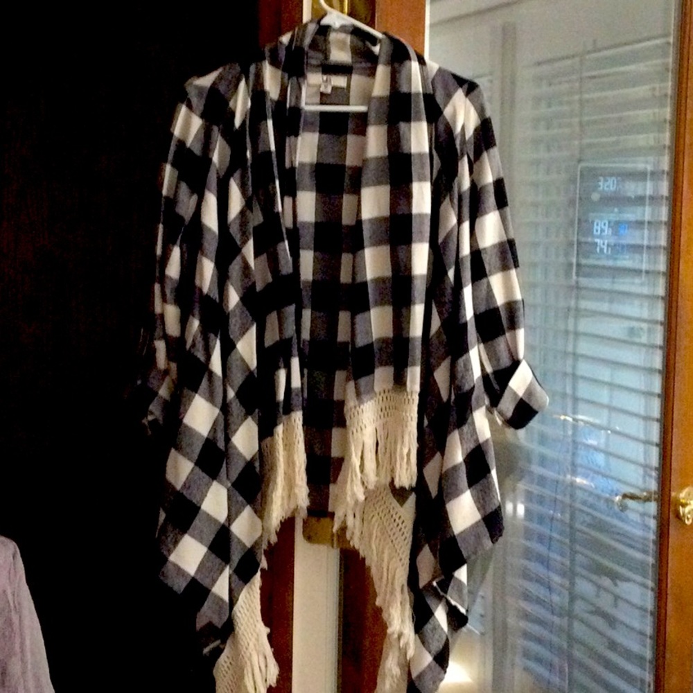 Light-weight Buffalo print cardigan